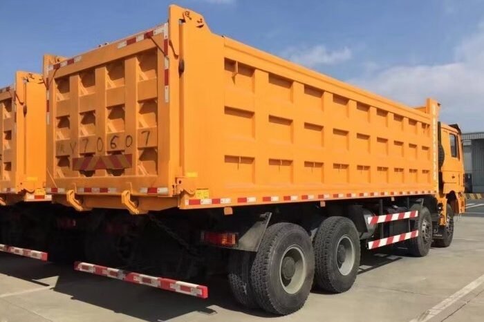 
								SHACMAN F3000 12 Wheels 380hp Tipper Truck full									