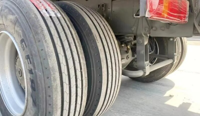 
								F3000 6×4 Dump Truck full									