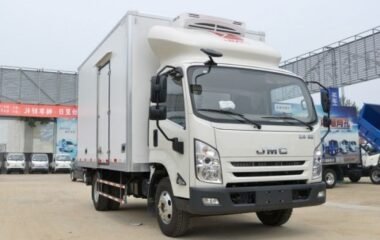 JMC 2.5T 4×2 Light Cargo Lorry Truck