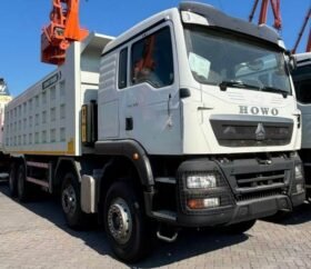 SINOTRUK TX 8X4 371HP DUMP TRUCK