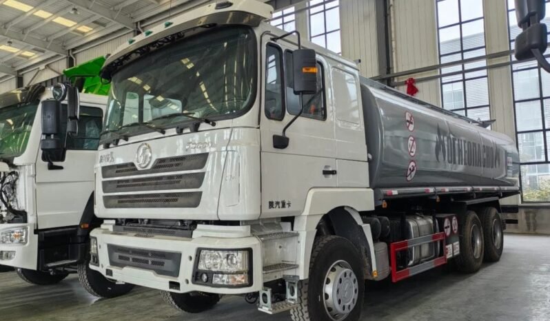 
								F3000 6×4 Fuel Truck full									