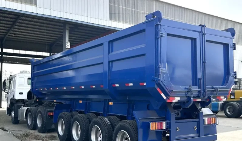 
								Tipper Semi Trailer full									