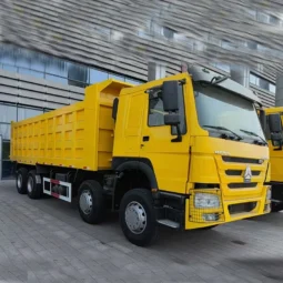 
										8×4 Dump Truck full									