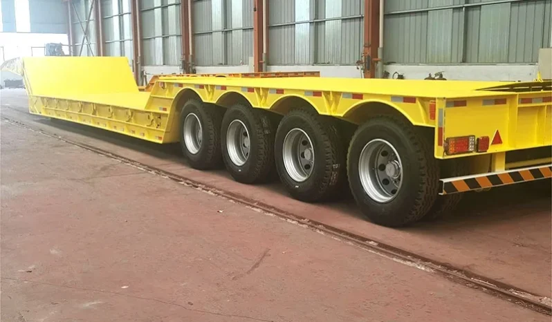 
								Lowbed Trailer full									