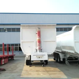 
										Tri Axle End Dump Trailer full									