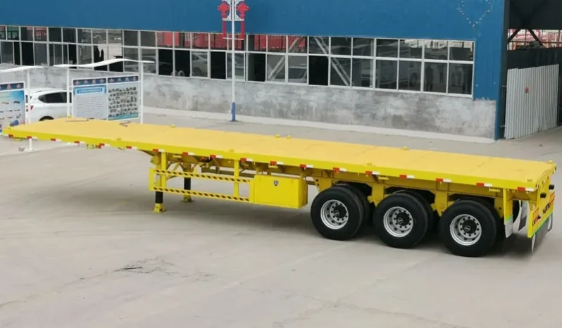 
								53 Foot Flatbed Trailer full									