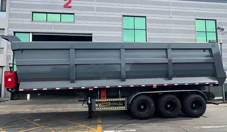 
								Tri Axle Side Tipper Trailer full									