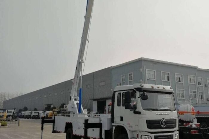 
								28m Aerial Lift Truck Manufacturer 4×2 L3000 210HP full									