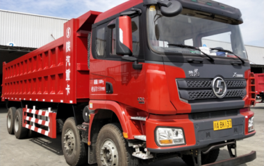 Sinotruk Howo 8×4 Dump Trucks 380HP 12 Wheels Good Quality Howo Dump Tipper Trucks