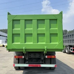 
										10 Wheeler Dump Truck full									