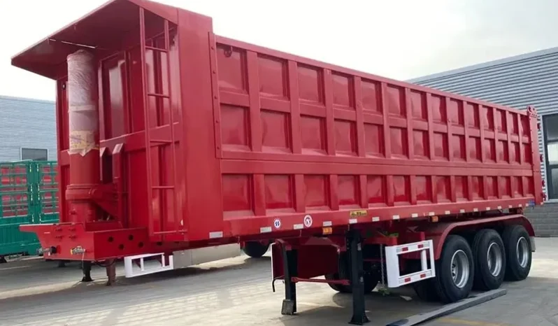 
								3 Axle dump semi trailer full									