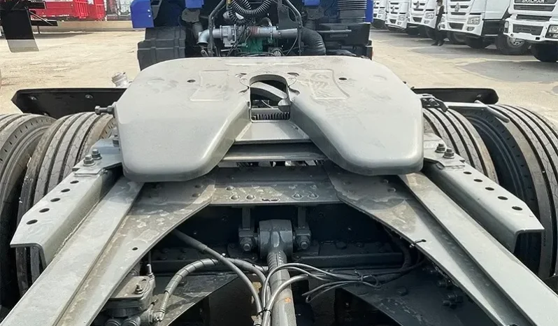 
								380hp 6×4 Tractor Truck full									