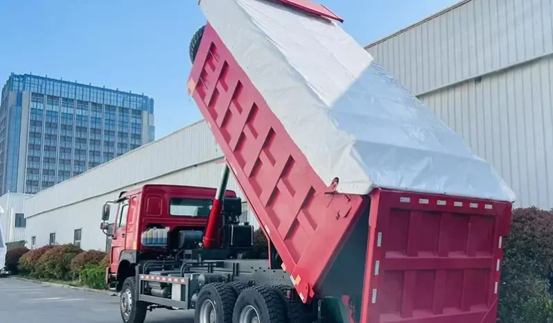 
								6X6 Used Dump Truck full									